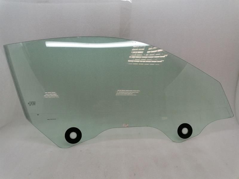 Porsche Cayman 718 GT4 right front door glass 98154251201 door window front right