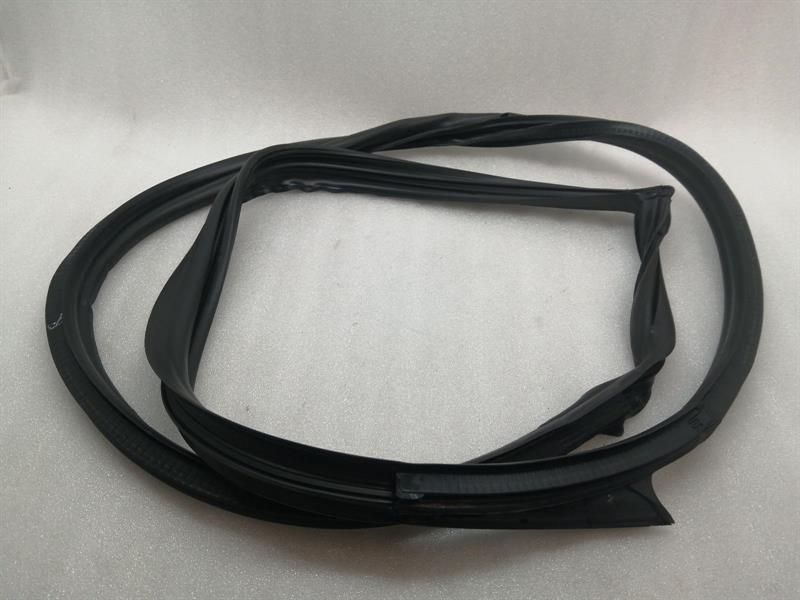 Porsche Cayman 718 door seal 98153707606 door seals right right