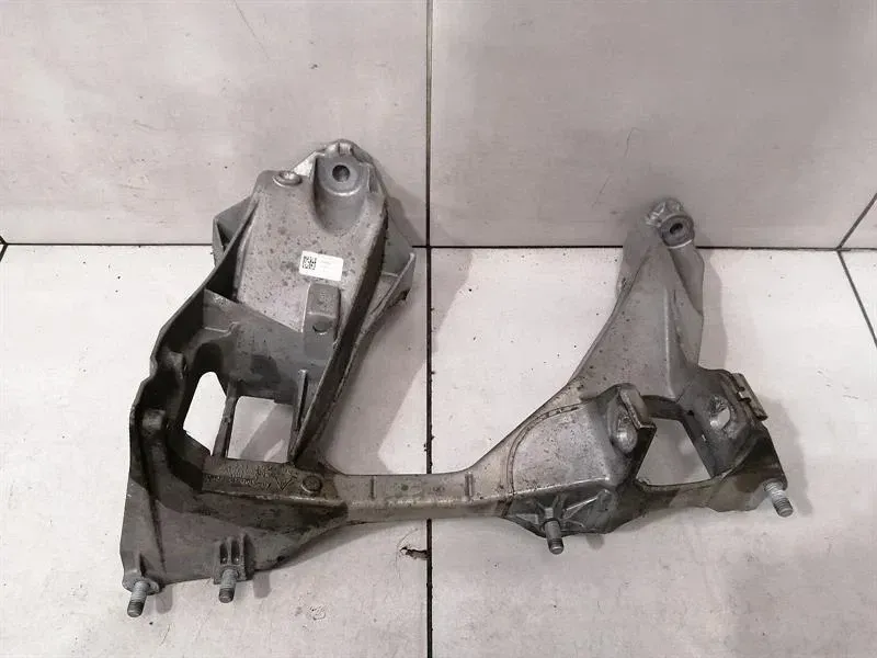 Porsche Cayman 718 subframe rear right 98133105208 axle frame rear axle right