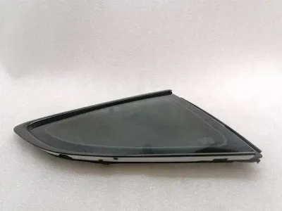 Porsche Cayman 718 Right Rear Quarter Glass 98154311212 Door Glass 1/4 Rear Re