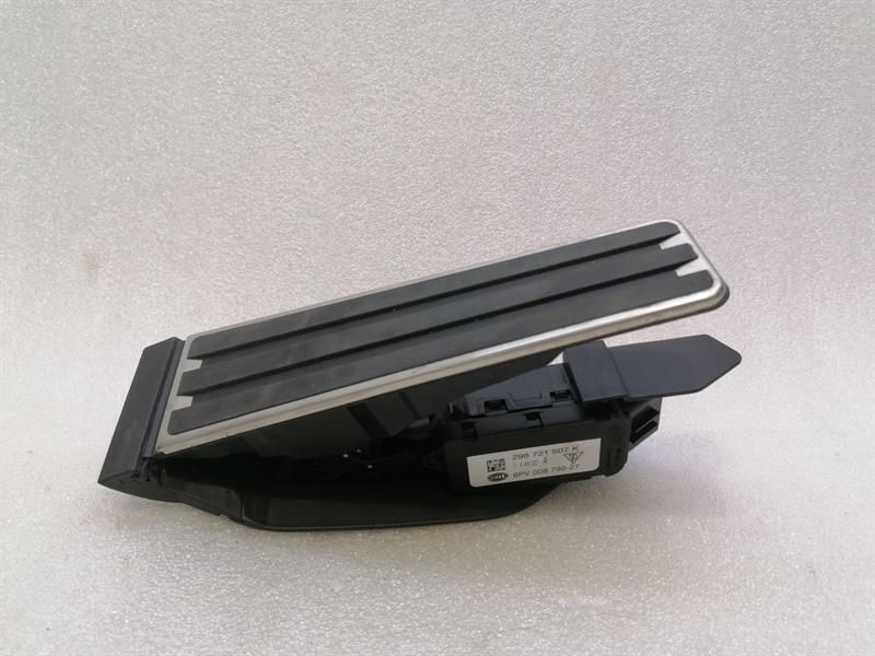 Porsche Cayman 718 GT4 Throttle Pedal (Electrical) 6PV008792 Throttle Pedal