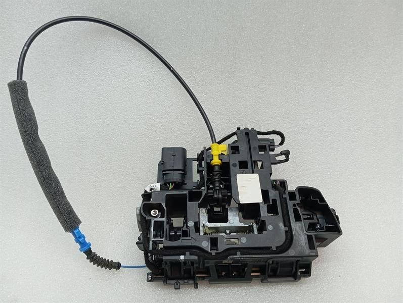 Porsche 911 992 Door Handle 992837885E Left Bracket Door Handle