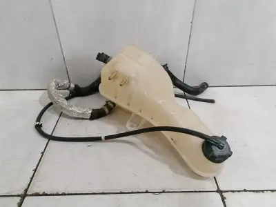 Ferrari 458 F142 Spider Expansion Tank 251214 Expansion Tank Coolant