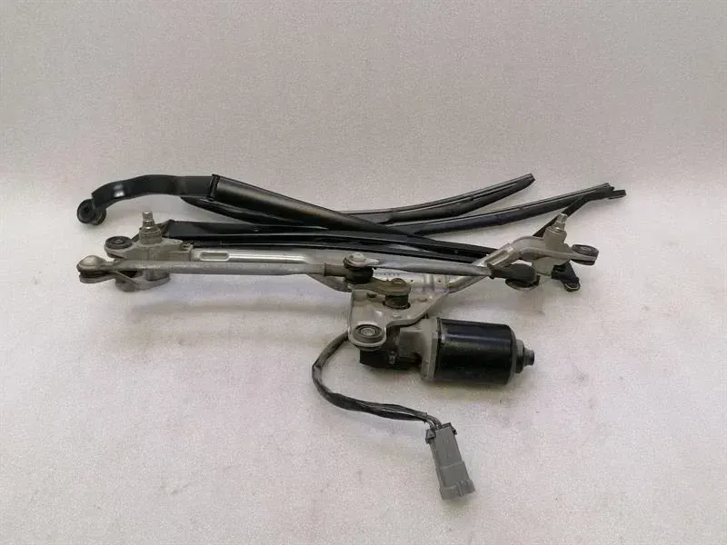 Ferrari 458 F142 Spider Front Wiper Linkage 82963900 Wiper Motor Front