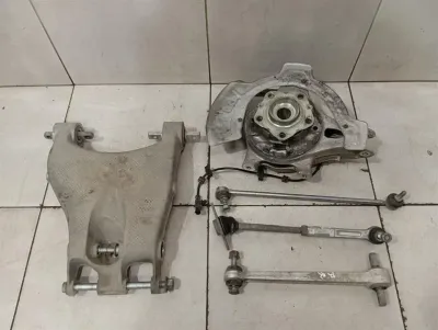 Ferrari 458 F142 Spider Right Rear Hub 268380 Wheel Bearing Housing Rear Right