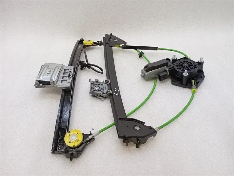 Ferrari 458 F142 Spider Right Door Winder 81487400 Right Window Regulator