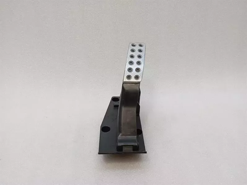 Ferrari 458 F142 Spider Throttle Pedal (Electrical) 243117 Throttle