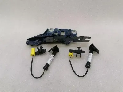 BMW 8 18--25 G16 M8 Gran Coupe Bonnet Hinge Right 7347408 Hood Hinge Right