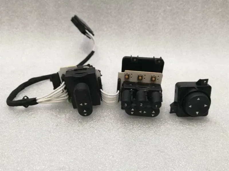 MASERATI QUATTROPORTE M139 Switch 980145096 Switch SEAT RIGHT RIGHT