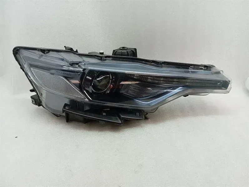 Maserati Levante M161 right headlight 670037330 headlight headlamp right