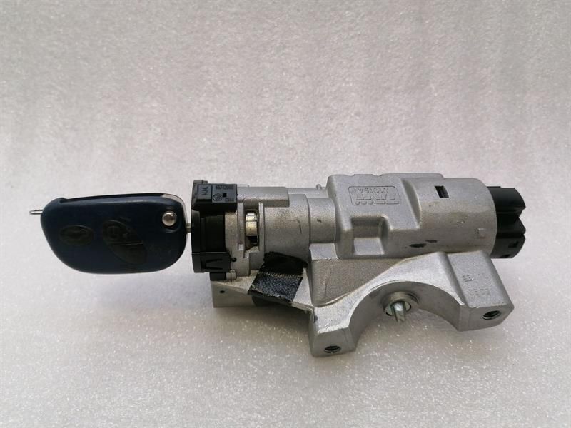 Maserati Granturismo M145 Steering Lock + KEY 187748 Steering Column Lock Set