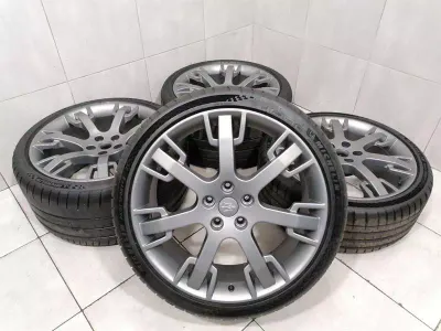 Maserati Granturismo M145 Alloy Wheel Set 241984 Alloy Wheel Set 10.5J 8.5J R20