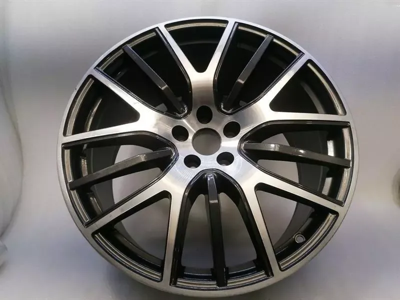 Maserati Levante Alloy Wheel 670044711 Levante Alloy Wheel