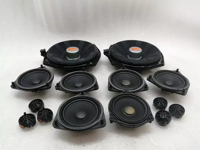 Mercedes SL R231 Logic 7 Speaker Set A2318201202 Speaker Set LOGIC7