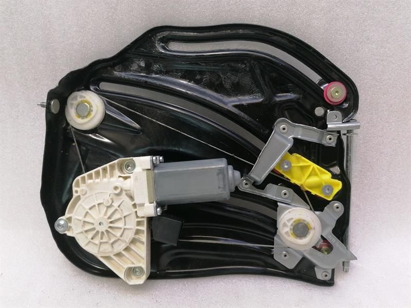 Mercedes SL R231 Right Rear Door Winder A2316700403 Rear Right Power Window