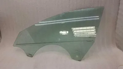 Audi A7 4G left front door glass door window front left.