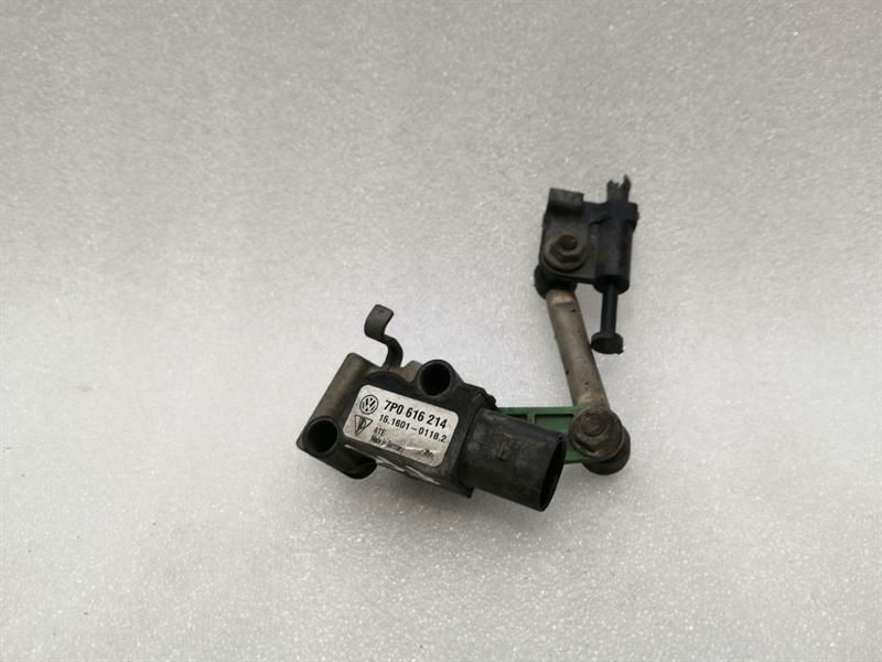 Porsche Cayenne 958 FRH Headlight Level Sensor 7P0616214 Height Sensor