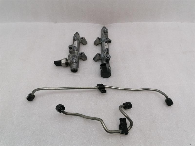 Porsche Macan 95B Fuel Rail 059130090CN Fuel Injection Moulding Pipe Manifold