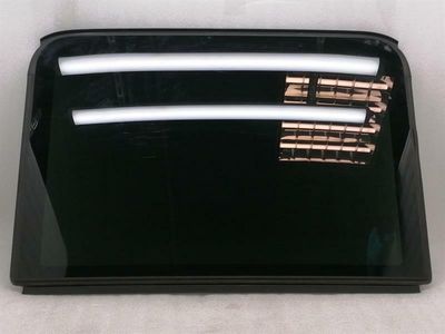 Porsche Macan 95B Rear Panoramic Glass 95B877056Z Sliding Sunroof Rear Faulty