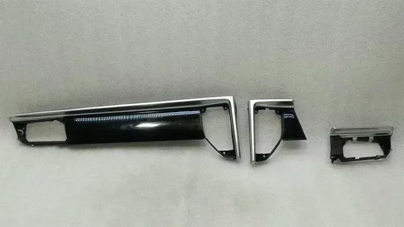 Porsche Macan 95B RHD dashboard trim set 95B857226AA right hand drive piano lacquer