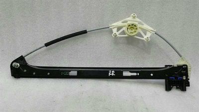 Porsche Macan 95B right rear door winder 95B839462 window regulator rear right