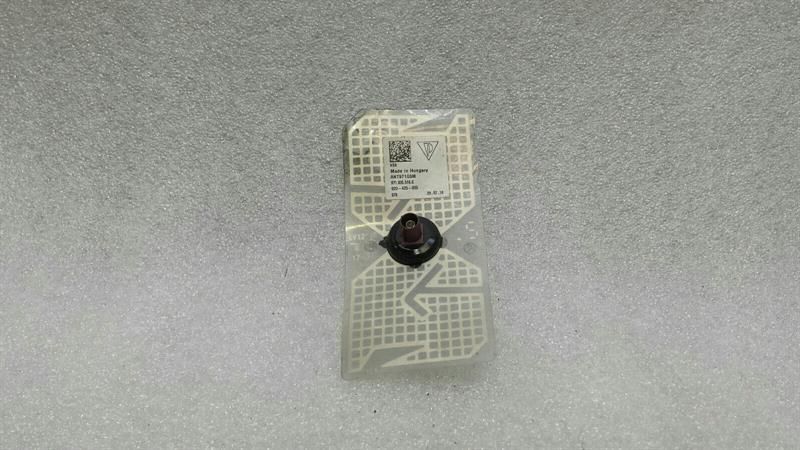 Porsche Macan 95B Aerial / Antenna 971035510C Antenna