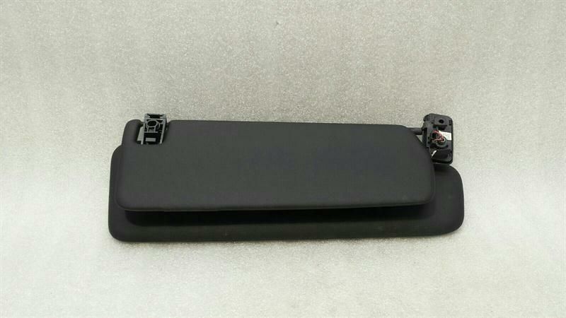 Porsche Cayenne 958 92A Sun Visor Right 7P0857552D Sun Visor Visor Right