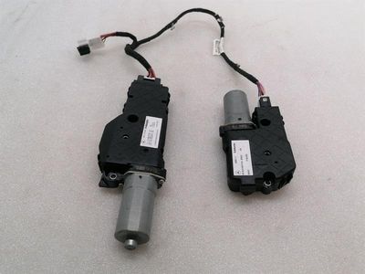 Mercedes E Class W213 Sun Roof Engine Set A2139067406 Sunroof Engine Set