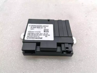 Mercedes E Class W213 Electronic Module A0009002218 Control Unit FUEL PUMP