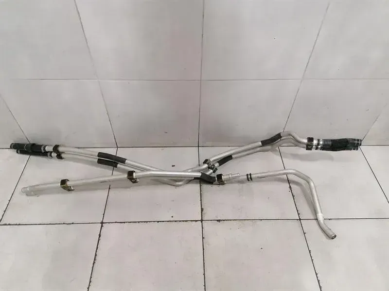 Ferrari Portofino F164 Gearbox Pipes 77172. COOLING Transmission Oil Line