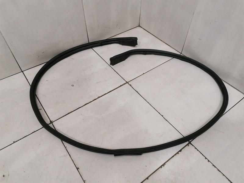 Porsche 911 997 convertible soft top seal 99751421100 cover box gasket