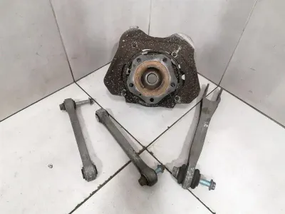 Porsche 911 997 right rear hub 99733111207 wheel bearing housing rear right