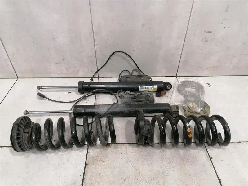 Mercedes C63 AMG W205 shock absorber rear A2053201300 shock absorber rear set