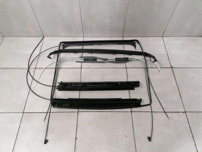 MERCEDES C63 AMG W205 SUNROOF FRAME A2057800275 PANORAMIC ROOF FRAME SEDAN