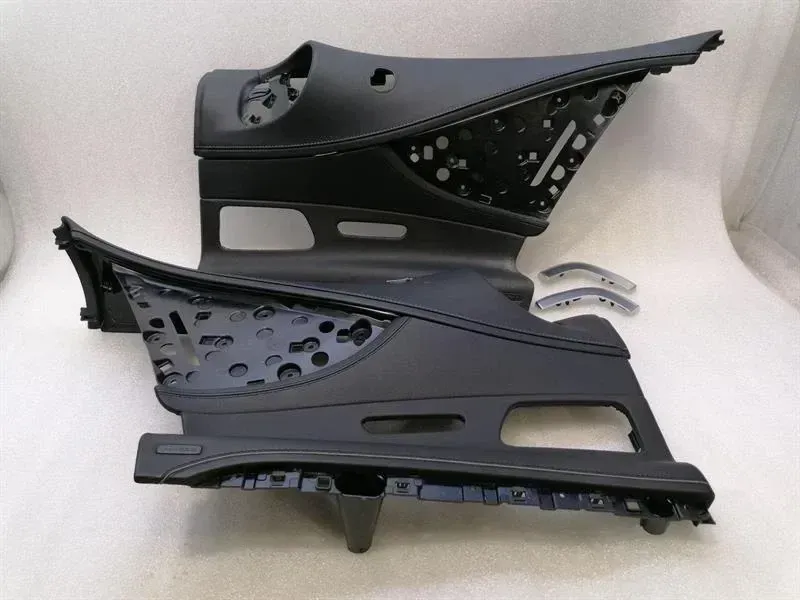 MERCEDES CL W217 A2176906104 LEATHER / NAPPA / SEMI-ANILINE 1/4 PANELS