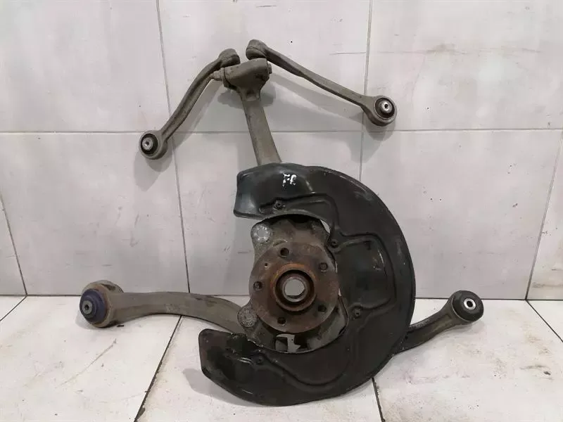 Audi RS7 A7 4G8 Right Front Hub 4G0407242C Wheel Bearing Housing Front Right