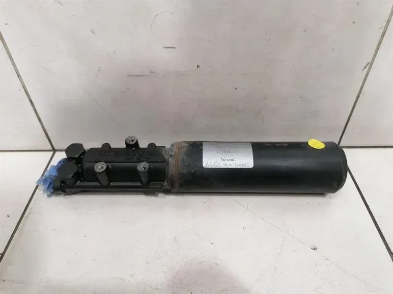 Audi RS7 A7 4G8 Chassis Valve 4G0616813 DRC Suspension Valve