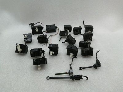 Bentley Continental GT V8S Vent Flap Engine 3D0959311 Actomotor Heater Set