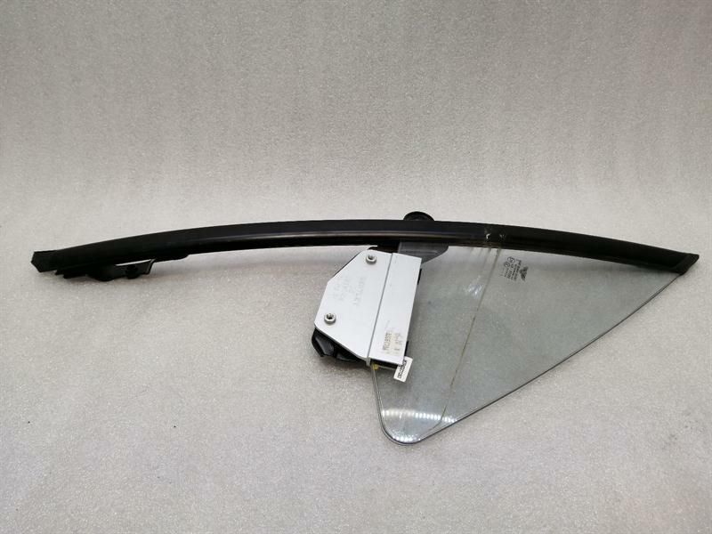 Bentley Continental GT V8 Right Front 1/4 Glass 3W8845114C Door Window 1⁄4 Front Re