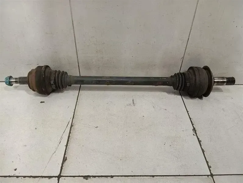 Mercedes C63 AMG W205 Drive Shaft Rear Re A2053500914 Rear Right Drive Shaft