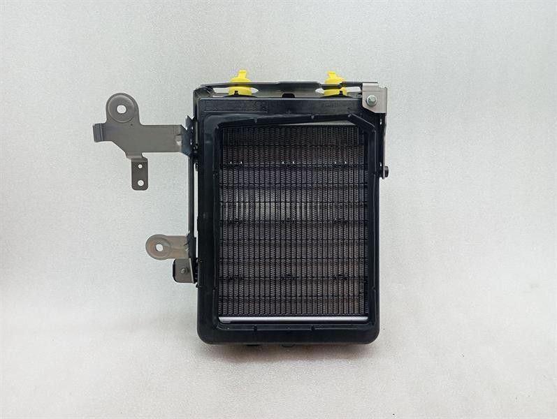 Mercedes C Class Water Radiator A0995005800 RH W206 AMG Water Cooler Radiator