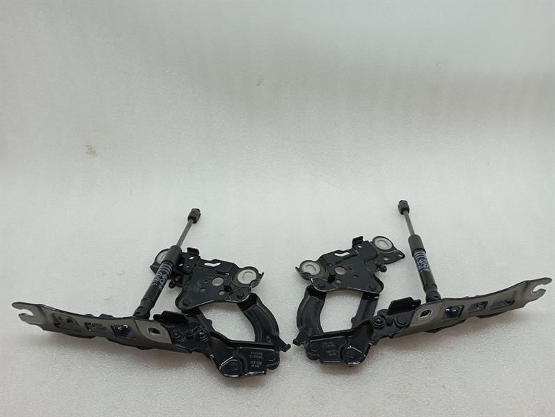 BMW 4 M4 G82 G22 Bonnet Hinge RHS 7450590 Hood Hinge Right