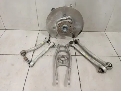 BMW 4 M4 G82 G22 Left Rear Hub 8095657 Wheel Bearing Housing Rear Left