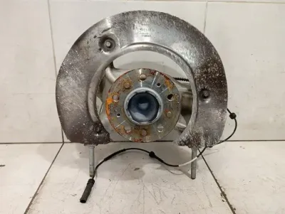 BMW 4 M4 G82 G22 RWD Left Front Hub 31 20 8095663 Wheel Bearing Housing Front Left