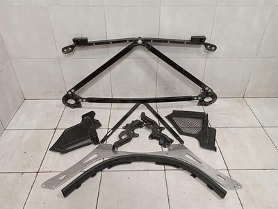 BMW 4 M4 G82 G22 Strut Brace Set 51 61 8075012 Retainer Carrier
