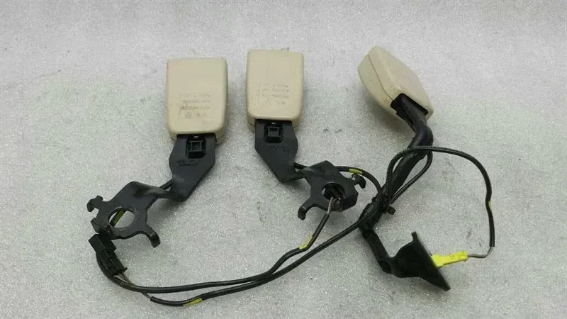 Mercedes S-Class W221 rear belt buckle set A2218602569 belt buckle rear set