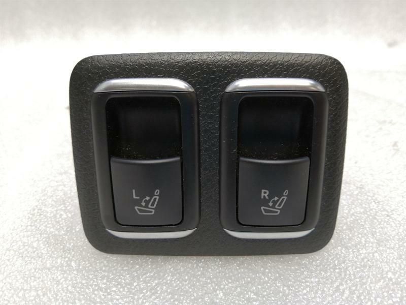 Mercedes GLS 350D Rear Seat Folding Switch Set A1668201210 Seat Switch