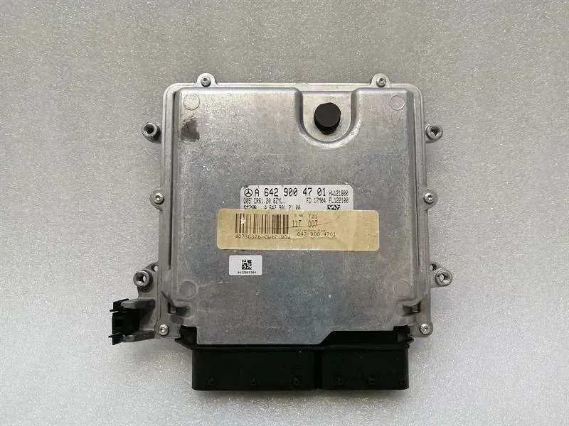Mercedes GLS 350D Engine ECU A6429004701 Engine Control Unit OM642.826
