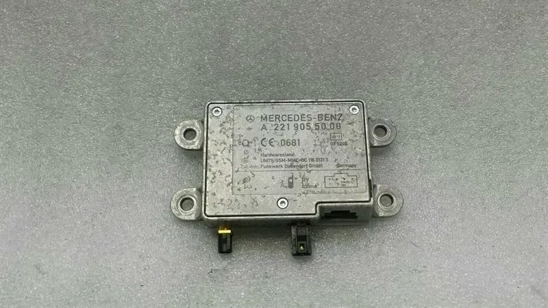 Mercedes S-Class W221 Aerial / Antenna A2219055000 Antenna