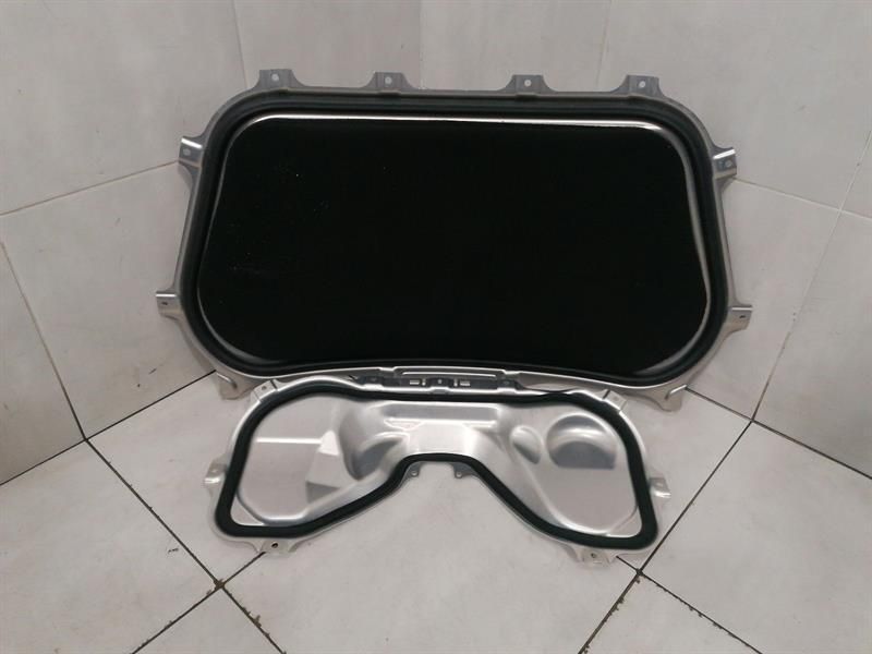 Porsche Boxster Spyder 718 Engine Heat Shield 982827015 Engine Bay Cover